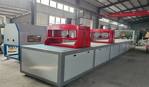 拉擠成型設備的技術解析與應用發(fā)展